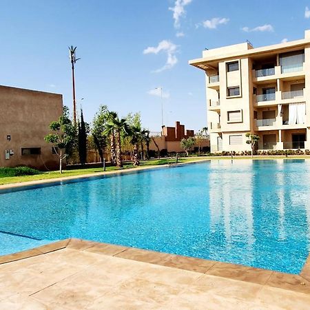 Cosy Appart Avec 2 Piscines, 2 Ch, 2 Sdb Marrakech Marrákes Kültér fotó