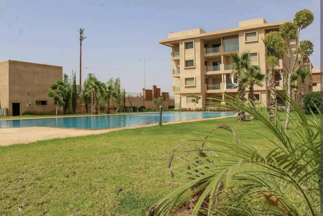 Cosy Appart Avec 2 Piscines, 2 Ch, 2 Sdb Marrakech Marrákes Kültér fotó