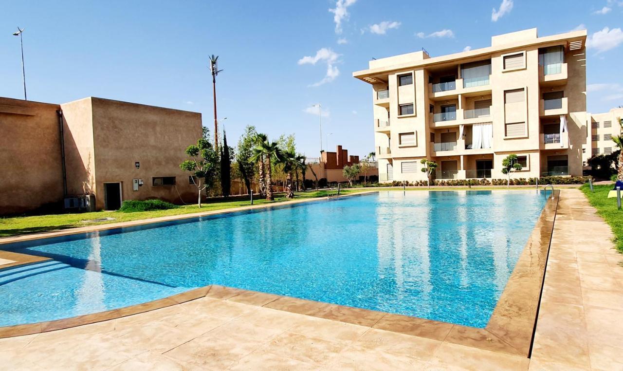 Cosy Appart Avec 2 Piscines, 2 Ch, 2 Sdb Marrakech Marrákes Kültér fotó