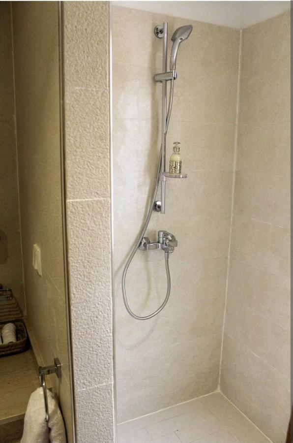 Cosy Appart Avec 2 Piscines, 2 Ch, 2 Sdb Marrakech Marrákes Kültér fotó